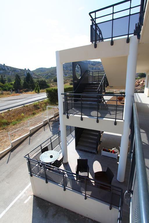 Hotel Restaurant Les Pielettes Le Rove Luaran gambar