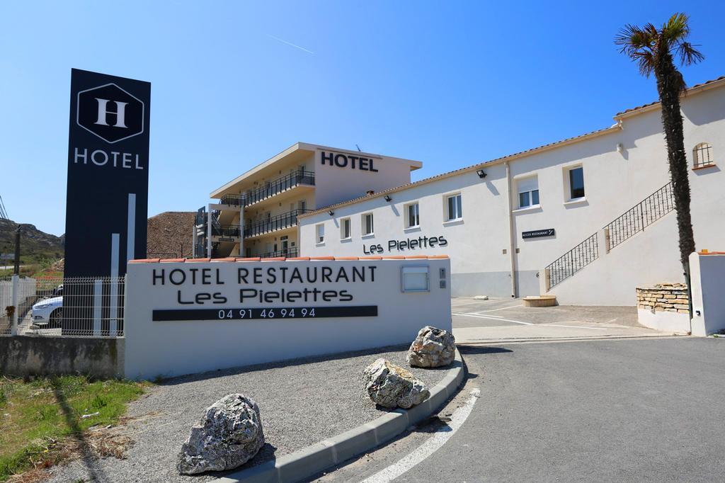 Hotel Restaurant Les Pielettes Le Rove Luaran gambar
