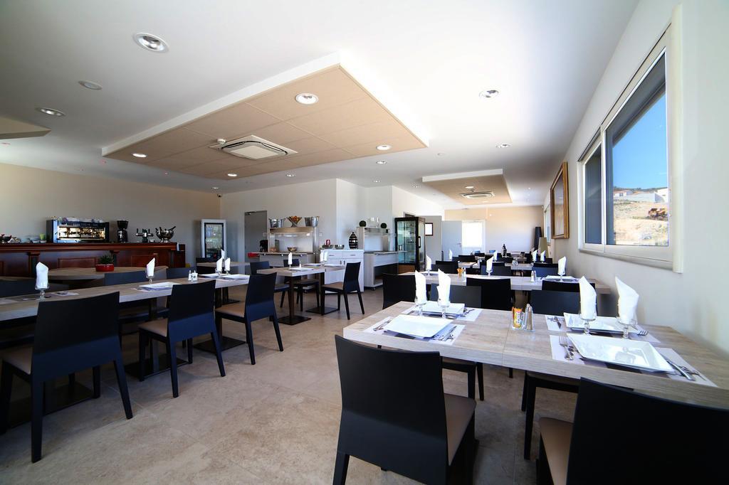 Hotel Restaurant Les Pielettes Le Rove Luaran gambar
